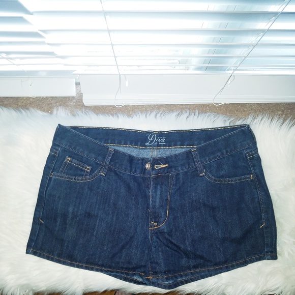 Old Navy Pants - Old Navy Diva Jean Shorts